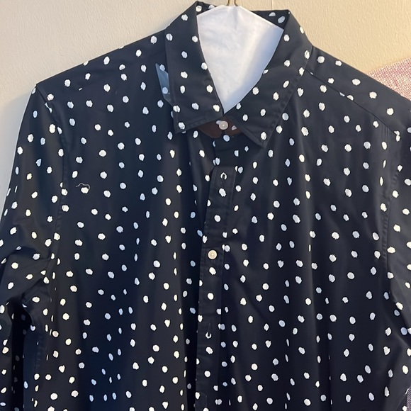 MICHAEL KORS BUNDLE!!!!SLIM FIT Men’s Dress shirts - Picture 2 of 5